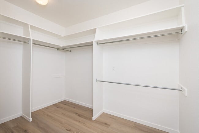 Building Photo - 478 Hartnell Pl
