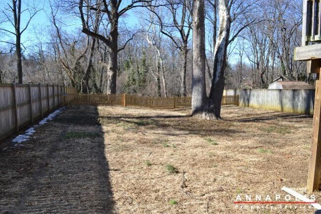 Building Photo - 227 dewey drive