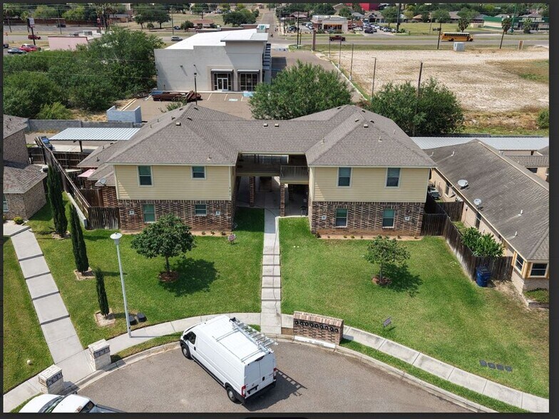 Building Photo - 220 S Coyote Ave