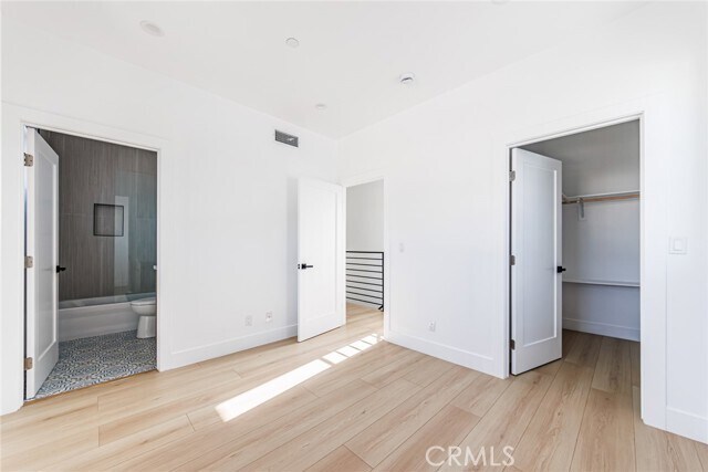 Building Photo - 13461 Beach Ave