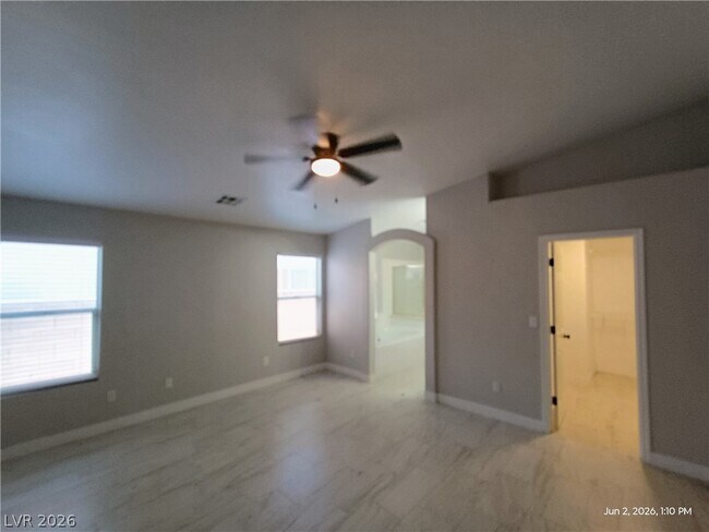 Building Photo - 1465 Dragon Rock Dr