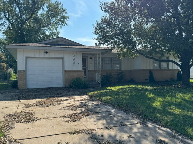 Building Photo - "Charming 3-Bedroom Home in Wichita's Hear...