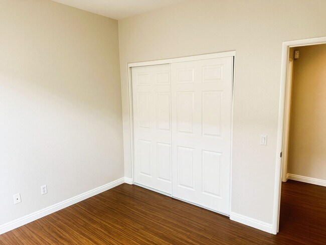 Building Photo - Refreshed Single Family Home in Garden Grove