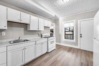 Building Photo - 92 Woodside Terrace