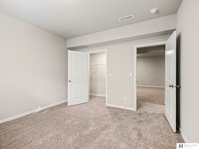 Building Photo - 17814 Hampton Dr