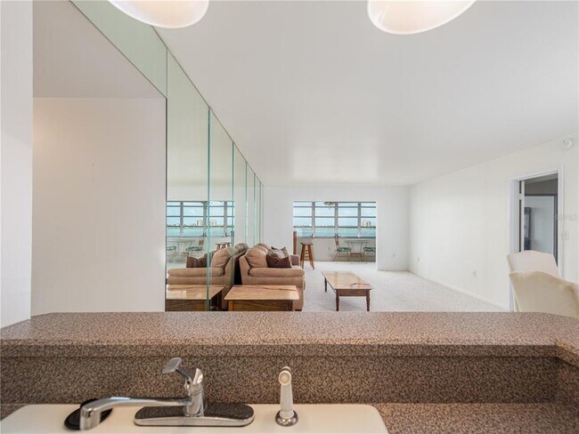 Building Photo - 5108 Brittany Dr S