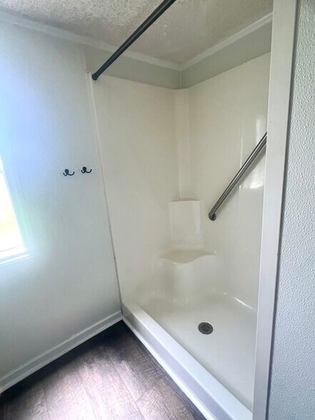 Hallway Bathroom - 1395 Old Pink Hill Rd