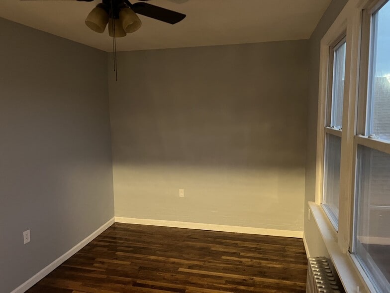 Building Photo - 82 Fiat Ave