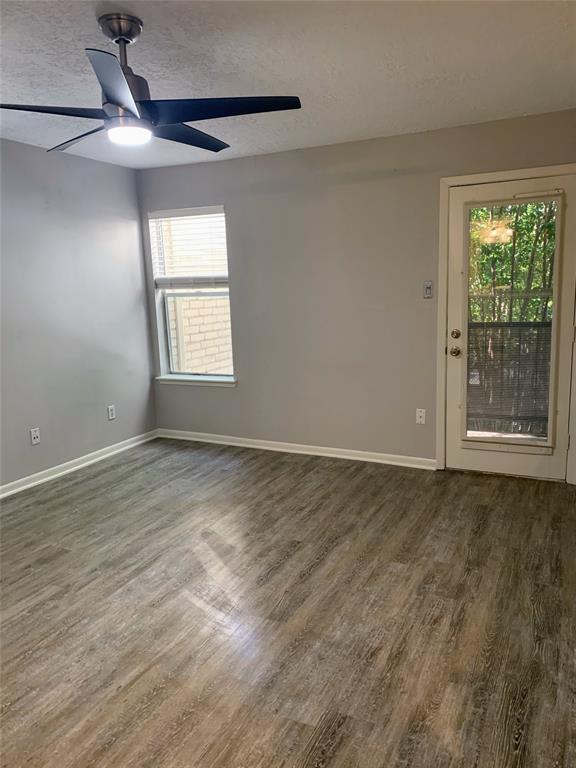 Building Photo - 2021 Spenwick Dr