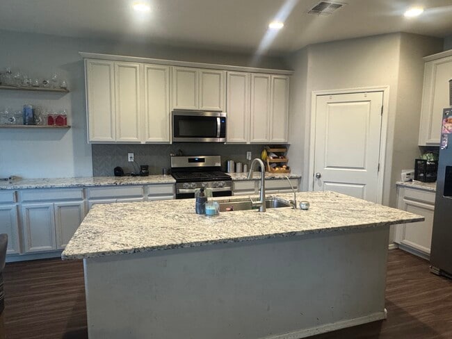 Building Photo - 14150 E Via Cerro Del Molino