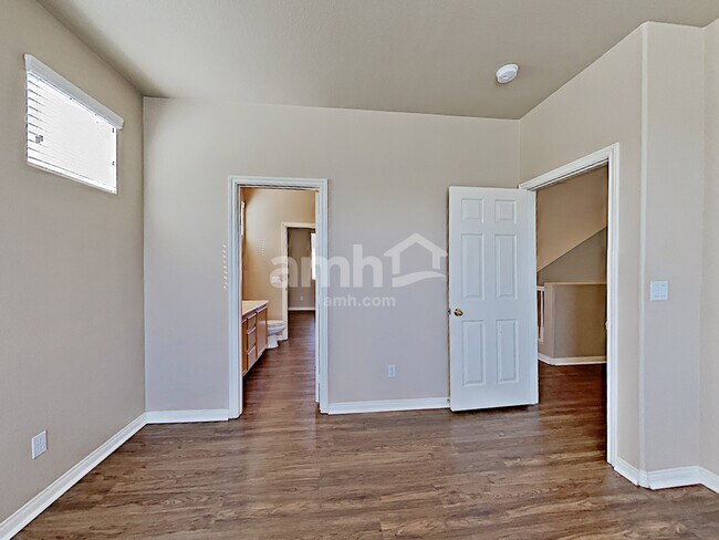 Building Photo - 6060 Glowing Cottage Ct