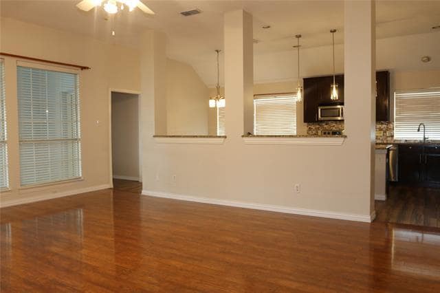 Building Photo - 2530 Breanna Way