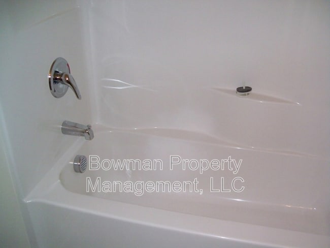 Building Photo - 236 Sidney Lanier Ave