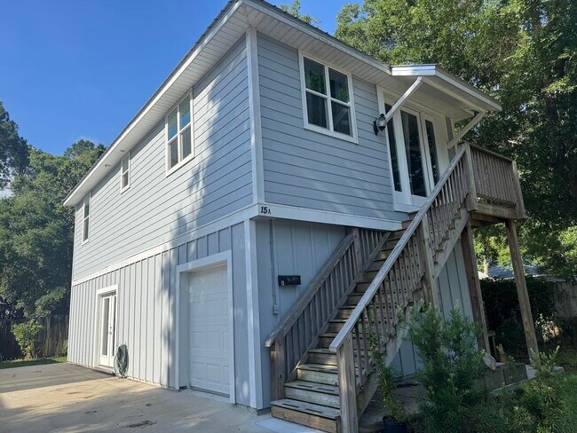 Primary Photo - 15 Ricker Ave