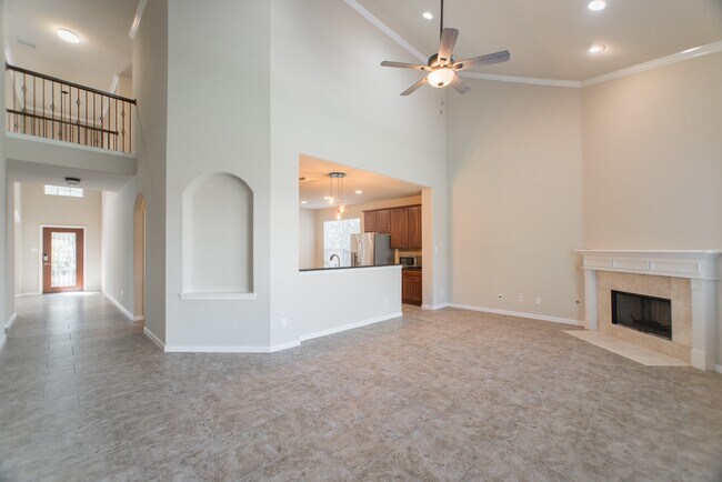 Building Photo - 139 S Rocky Point Cir