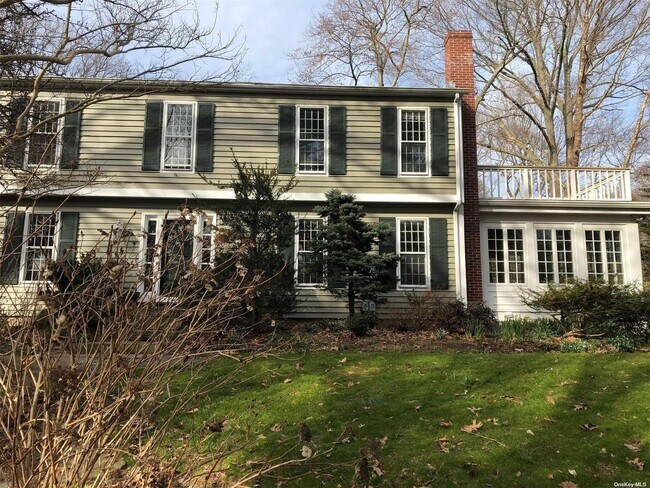 Primary Photo - 3 Lamont Ln