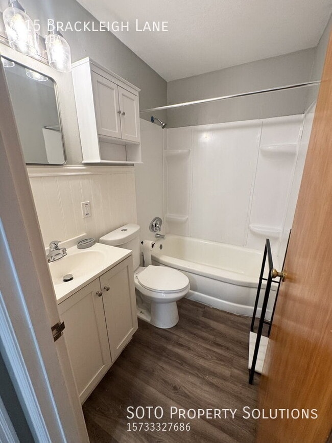 Building Photo - 315 Brackleigh Ln