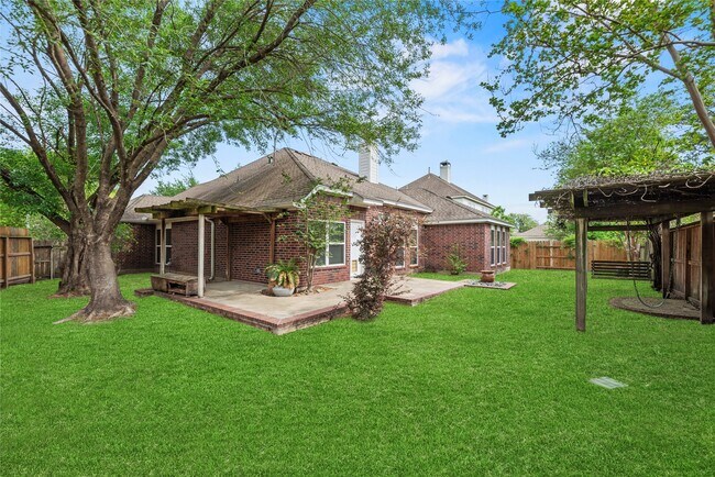 Building Photo - 11619 Cedarvale Ln