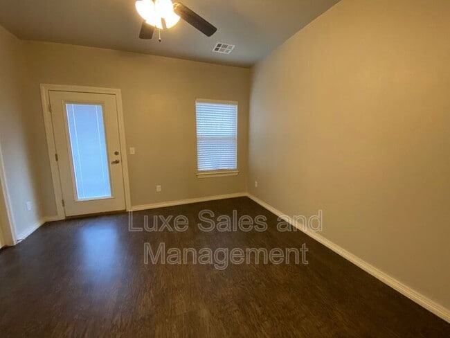Building Photo - 2149 Camino Del Plaza Ln
