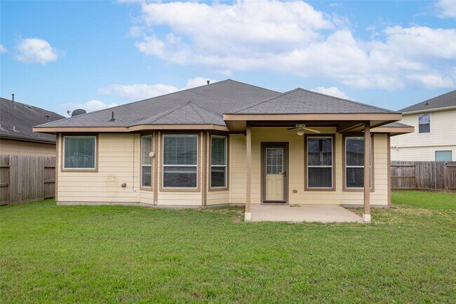 Building Photo - 7211 Desert Oaks Ct