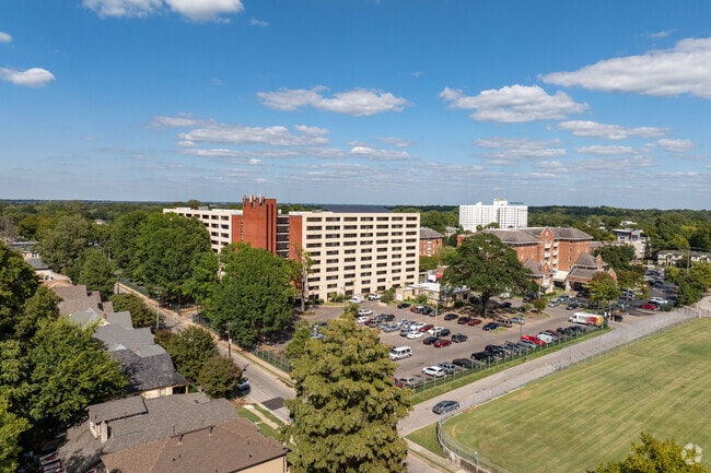 Aerial Photo - St. Peter Manor