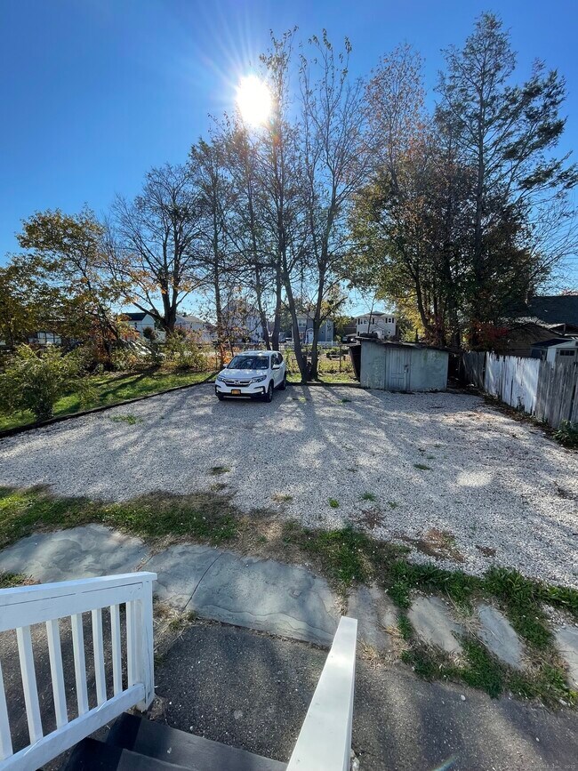 Building Photo - 46 George St