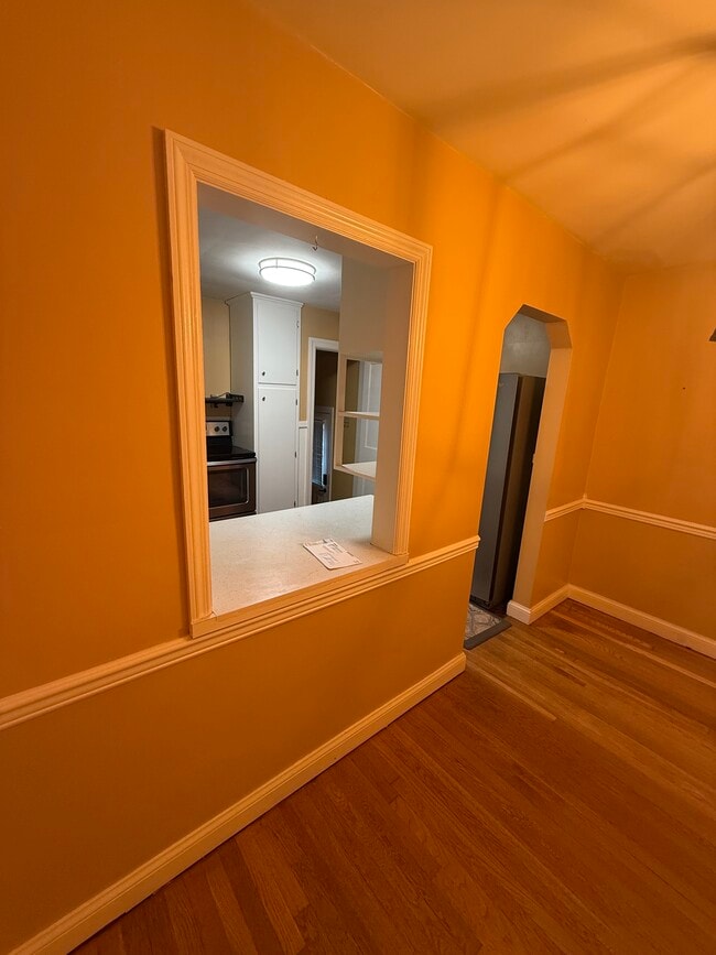 Building Photo - 133 Marlboro Pl