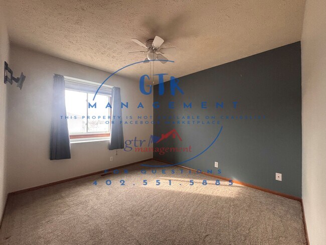 Building Photo - 8054 Redick Ave