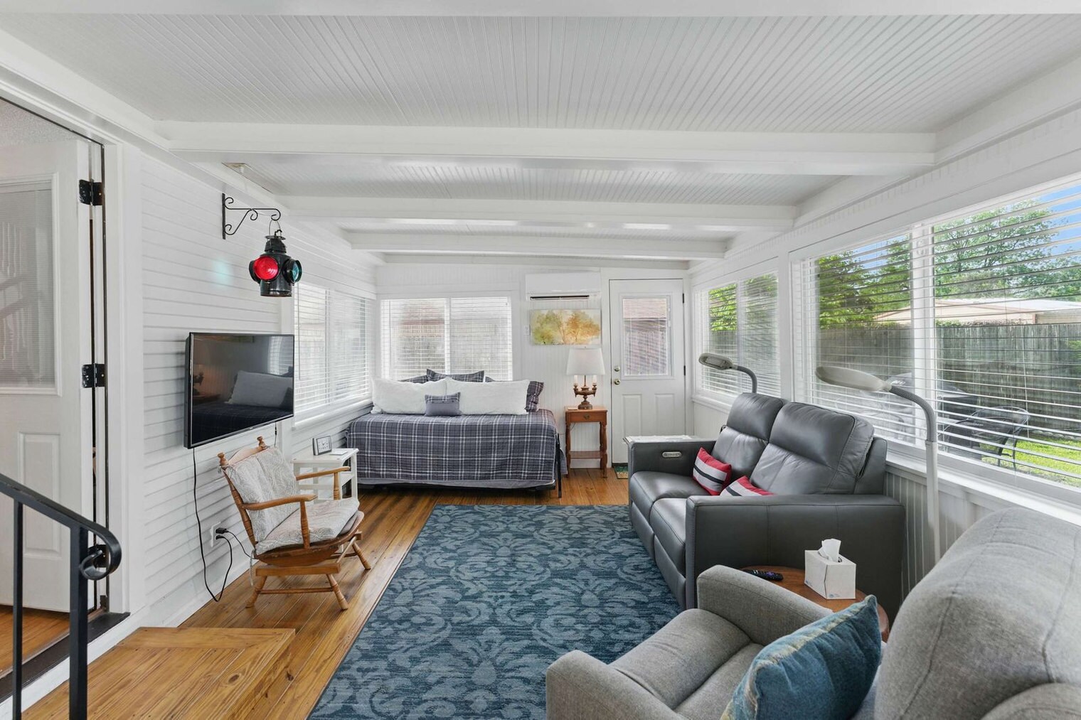 Building Photo - 175 Fredericksburg Rd