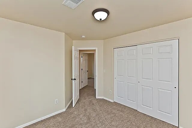 Building Photo - 471 Gunnison Way