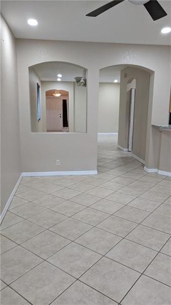 Building Photo - 685 Conservation Dr
