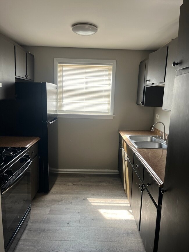 Building Photo - 10756 S Harlem Ave