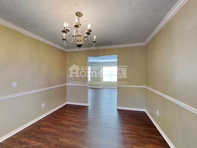 Building Photo - 720 Burr Oak Drive