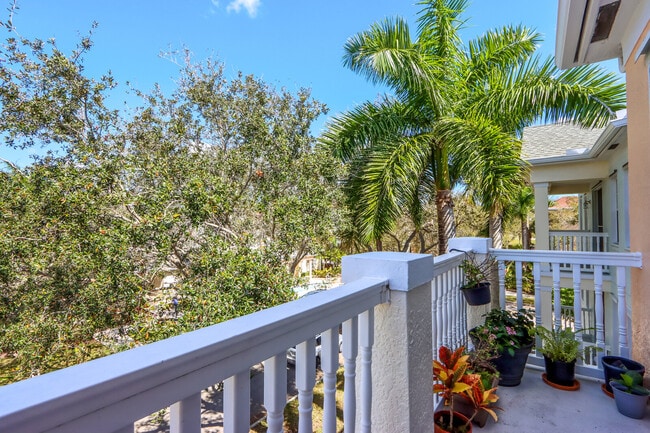 Building Photo - 276 Murcia Dr