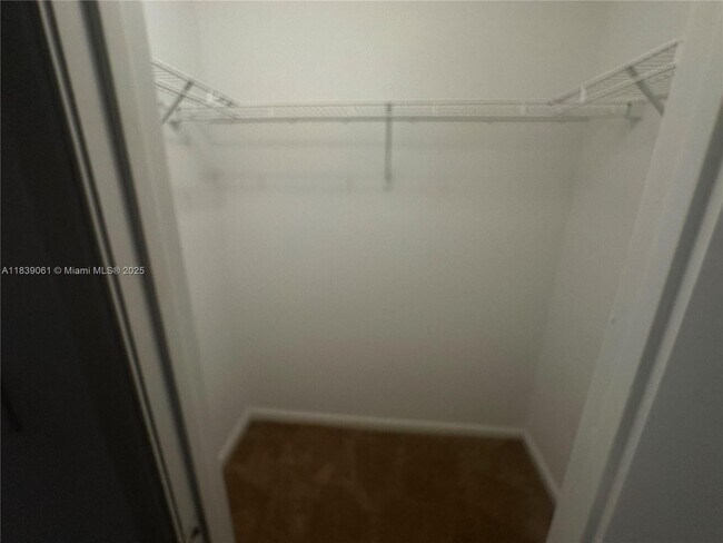 Building Photo - 1125 Crystal Way