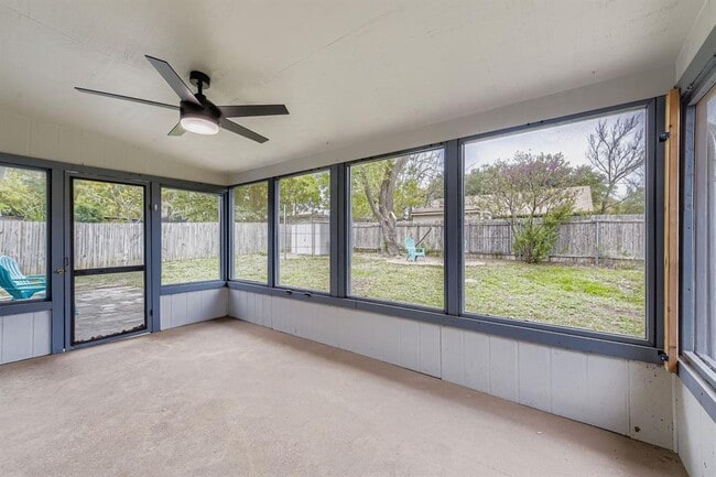 Building Photo - 1215 Speer Ln