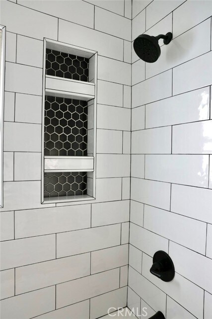 Building Photo - 728 W E St