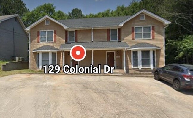 Primary Photo - 129 Colonial Dr