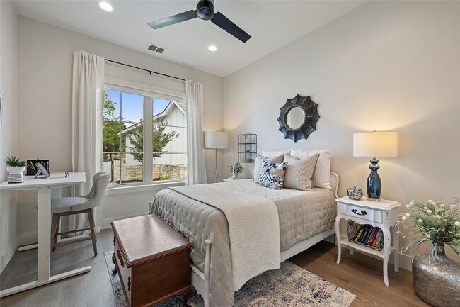 Building Photo - 19601 Flying J Blvd