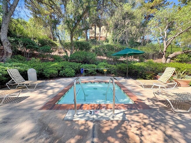 Building Photo - Stunning 3B/2.5BA Home in San Diego w/ Fir...