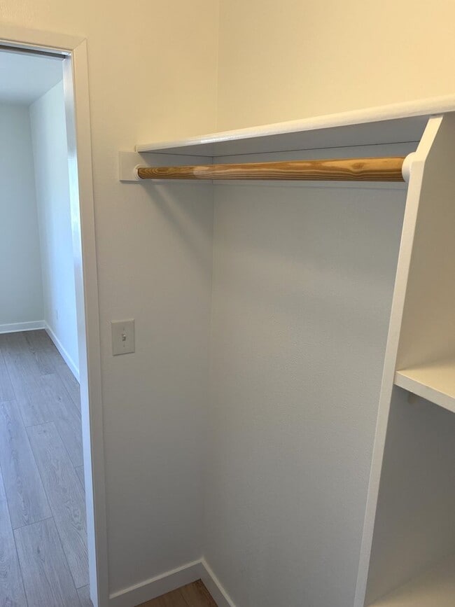 Building Photo - Pardee Duplex (A &amp; B)