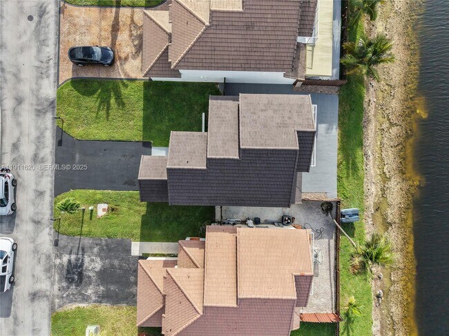 Building Photo - 5262 SW 153rd Ct