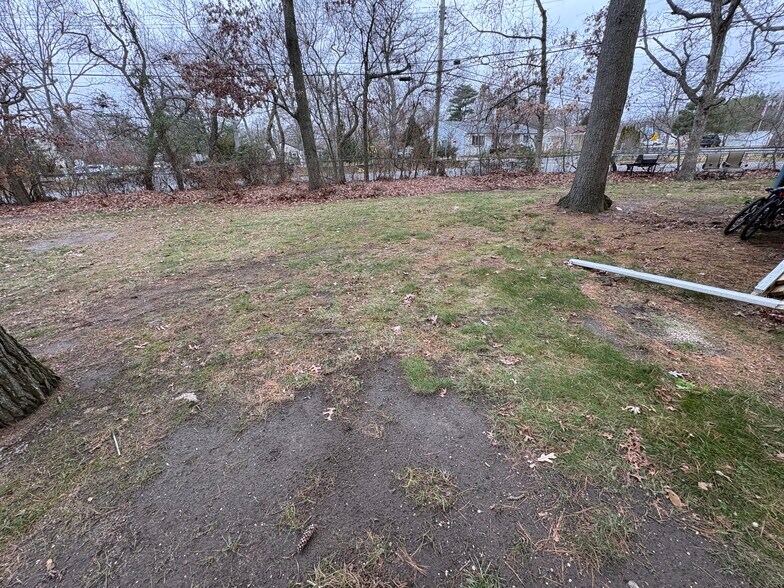 Building Photo - 4 Canary Pl