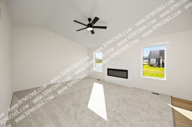 Building Photo - 209 12th Ct NW
