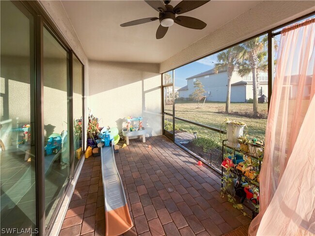 Building Photo - 18347 Ridgeline Dr