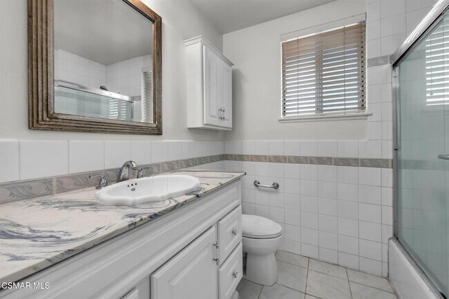 Building Photo - 2594 Ridgebrook Pl