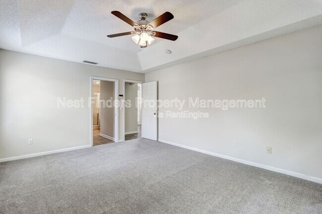 Building Photo - 749 Grand Parke Dr