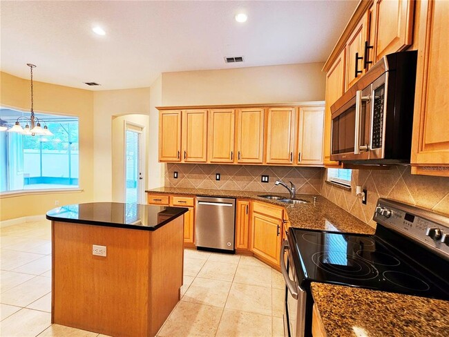 Building Photo - 10543 Woodchase Cir