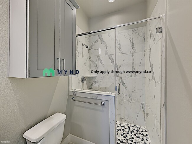 Building Photo - 2511 Vintage Pl Cir