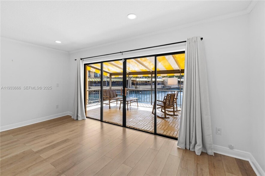 Building Photo - 15518 Braemar Ct